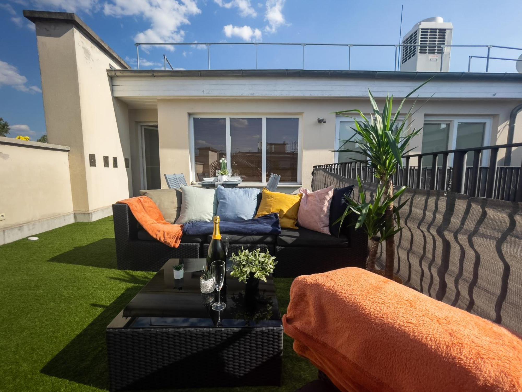 Luxurious Penthouse In The Heart Of بودابست المظهر الخارجي الصورة